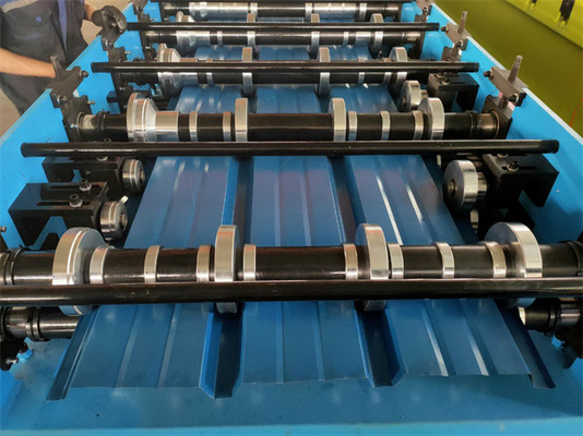 Ijzer 0.30.8mm het trapezoïdale broodje die van het dakblad het paneel vormen die van het machinemetaal machine maken