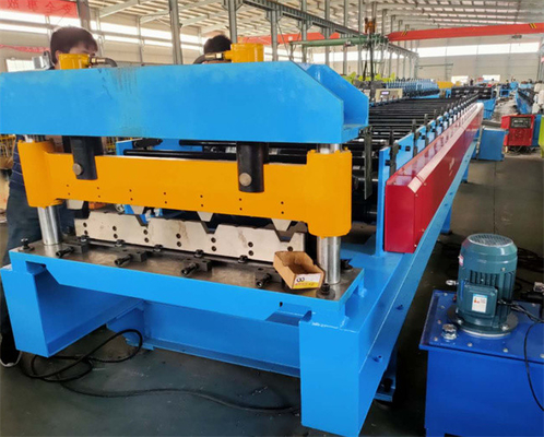 5.5kw de Machine15-20m/Min Fully Automatic For Steel Bouw van hoge snelheidsrib metal panel roll forming