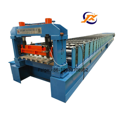 HET BROODJE DIE VAN HET METAALdek HET DEK VAN DE MACHINEvloer VORMEN WALST HET VORMEN VAN MACHINE KOUD