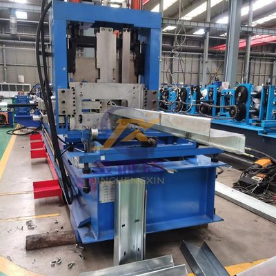 Het Automatische Z140-300 Purlin Broodje die van de Bulekleur Machine voor de Workshopbouw vormen