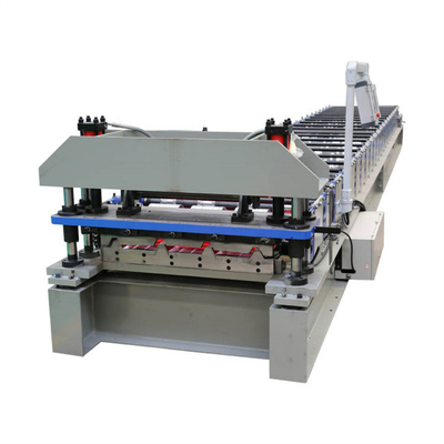 Hydraulisch knipselplc het paneelbroodje die van het controledak machine 15-20m/min voor dakmuur vormen