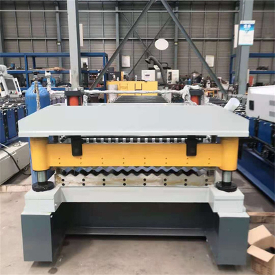 Het Blad van het het Staaldak van de metaalkleur plooide Bladbroodje Vormt Machine voor Bouwmateriaal