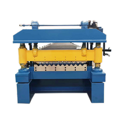De vervaardiging van het kleurenstaal plooide dakbroodje vormt machine15-20m/min snelheid voor woningbouw