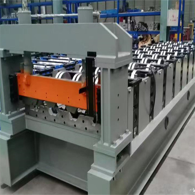Het Broodje die van Decking van de staalvloer Bouw van het Machine de Hydraulische Scherpe Dakwerk vormen