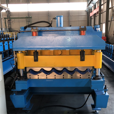 Broodje die van de hoge snelheids het Metaal Verglaasde Tegel Machine 0.30.8mm Automatisch voor Dakcomité vormen