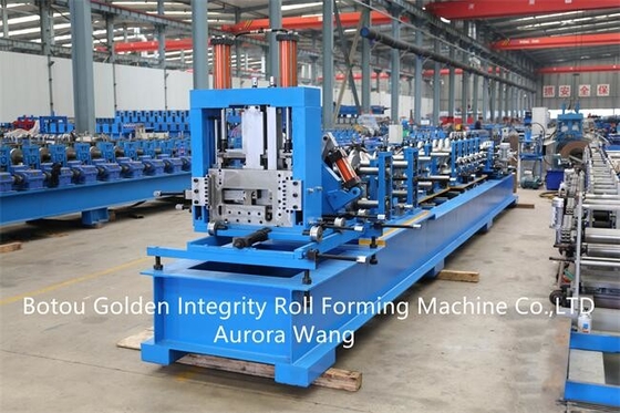 Van het staalkader Z Purlin Verwisselbaar 80300mm Ce ISO9001 van de Machinegrootte
