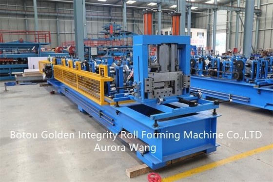 Het Broodje die van staalcz Purlin het Broodje vormen die van U Purlin van Machineiso9001 Ce Machine vormen