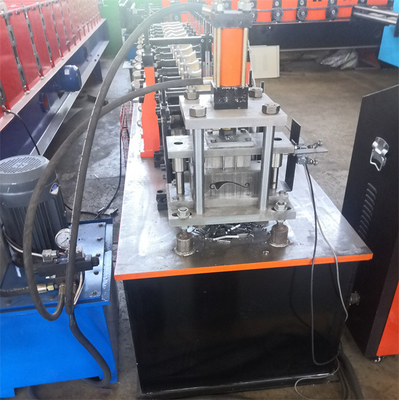 De gegalvaniseerde Deur die van het Staalblind Machine Hydraulisch Knipsel vormen