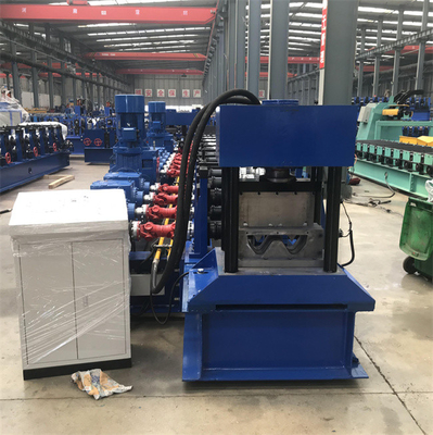 Vangrail die van de versnellingsbak de W Gevormde Weg Machine 380V voor Weg vormen