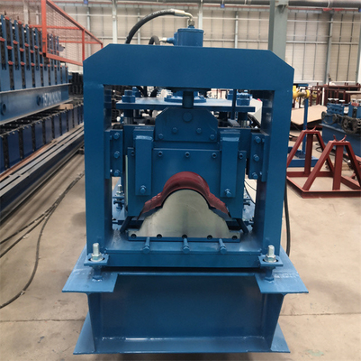 Verglaasd de Kleurenstaal van het Dakridge cap roll forming machine Gegalvaniseerd Metaal
