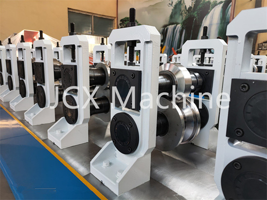 15-35m/min staalnagel die Machine, 380v-het Broodje vormen die van het Staalprofiel Machine vormen