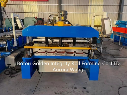 12 m/min-Dakcomité Broodje het Vormen zich de Rolling Machine van het Machinetrapezoïde IBR