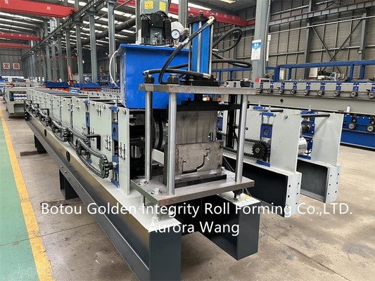 Het Broodje die van de aluminiumgoot Machine 100300mm vormen Materiële Breedte