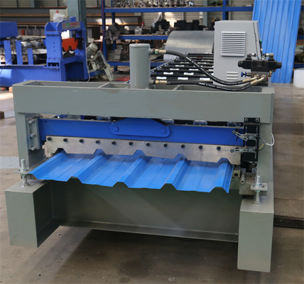 Het dakwerkbroodje die van het hoge snelheidszink machine trapezoïdaal blad vormen die machine maken