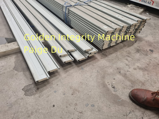 55/77/89 soorten Dubbellaagse latten pu schuim rolluik deur rolvormmachine