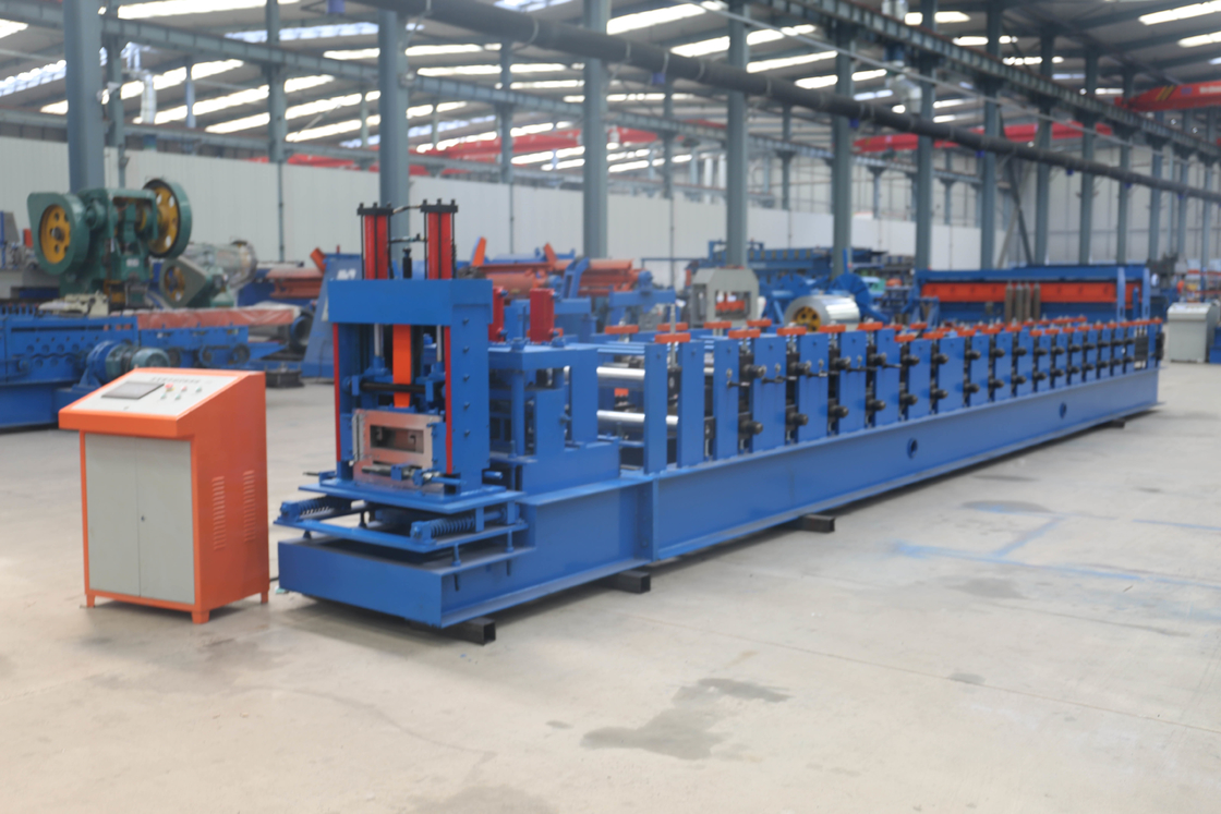 Het gegalvaniseerde Broodje die van Staalcz Purlin Machineplc C Kanaal vormen walst het Vormen van Machine koud