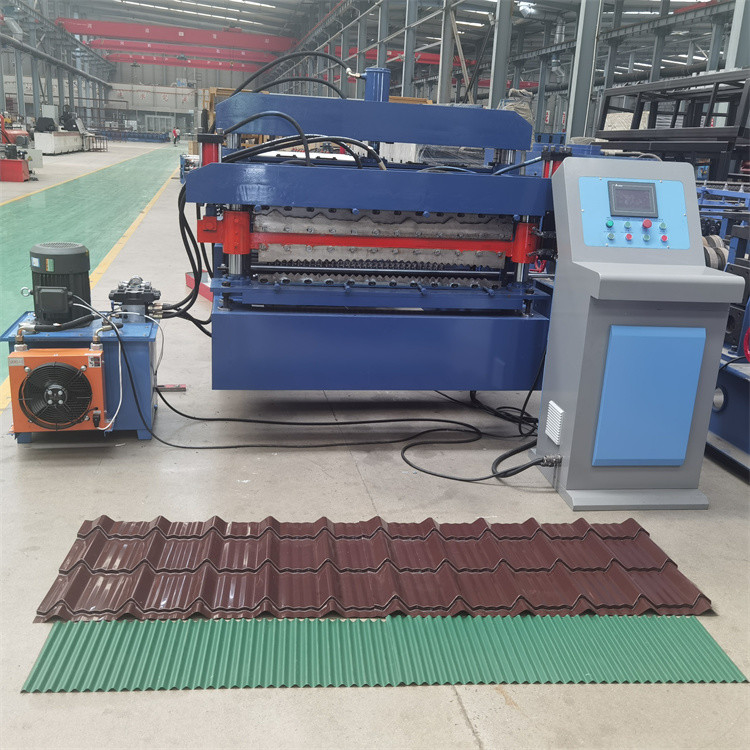 Het Trapezoïdale Dak van de staalrol en het Golfbroodje die van de Dak Dubbele Laag Machine vormen