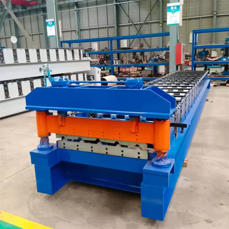 Hoog - van het de Kleurenstaal IBR 686 van het kwaliteitsmetaal het Comité van het het profieldak Broodje die Machine vormen