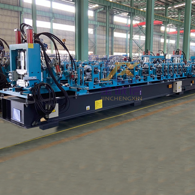 25m/het Broodje die van Min Size Interchangeable CZ Purlin Aandrijving van de Machine de Hydraulische Motor vormen