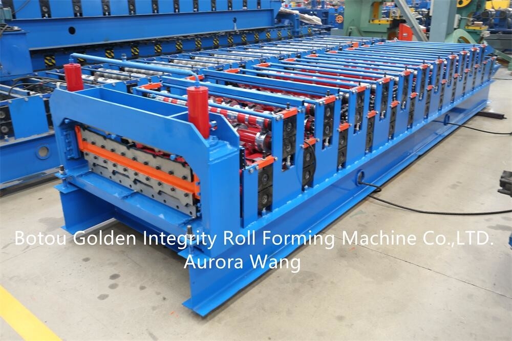 De nieuwe Dubbele Laag van het Dakgebruik plooide het Broodje van het het Dakwerkblad van het Profielstaal Vormt de Tegel van het Machinedak Makend Machine