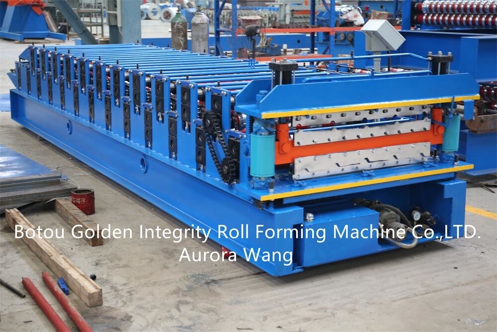 Het goede blad die van het het metaaldakwerk van de prijs dubbele laag machines voor verkoopbroodje maken die machine vormen